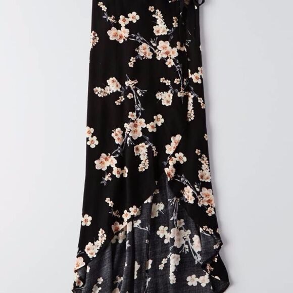 American Eagle Floral Print Maxi Wrap Skirt - Picture 3 of 8